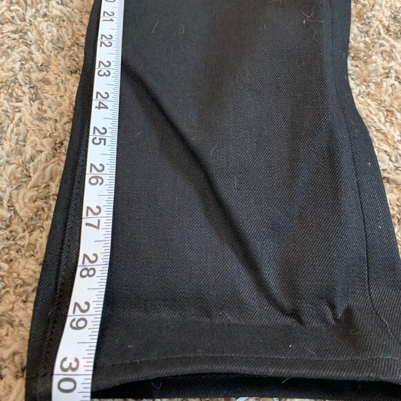 Brave Star Strongman Black on Black Selvage 30X30 NWOT - Picture 6 of 7